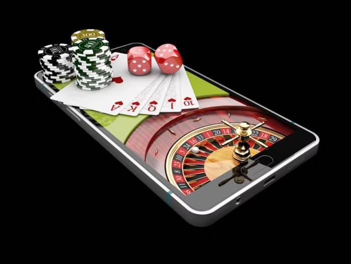 au66 Mobile App Interface
